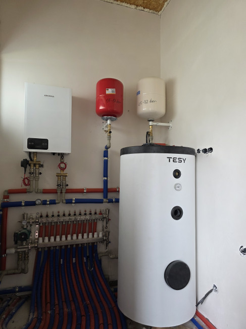 Монтаж систем отопления, водоснабжения, канализации. Установка чистовой сантехники.